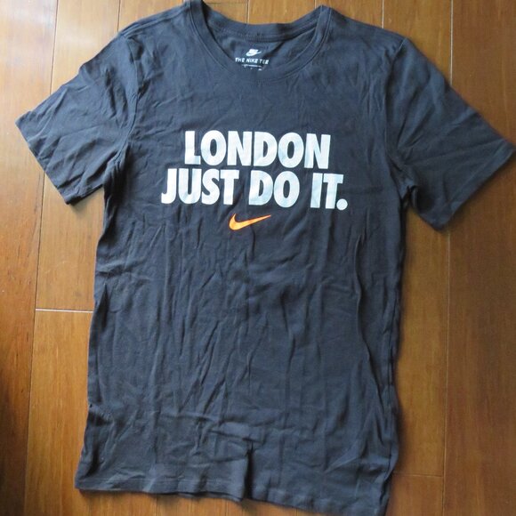 London Nike Just Do It T-Shirt Black Unisex Adult S - Picture 2 of 6